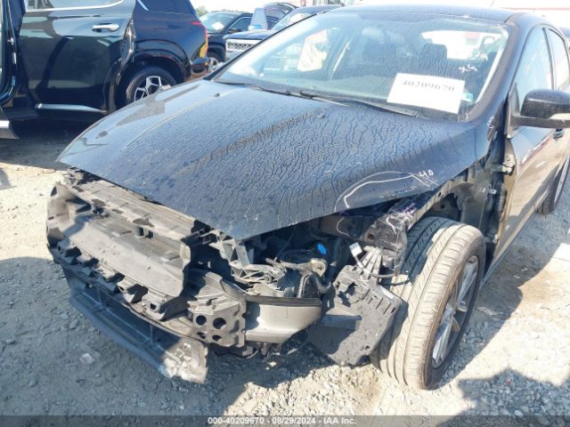 1FADP3F25GL402635 Ford FOCUS SE