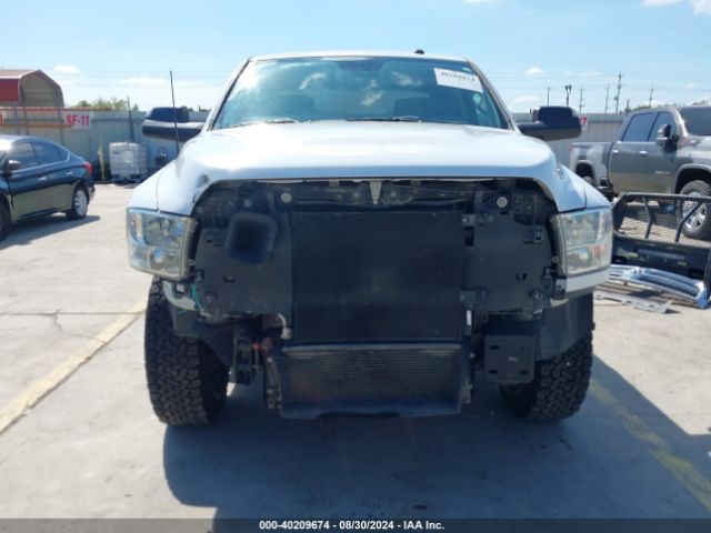 3C6UR4CL2FG658113 RAM 2500 Tradesman