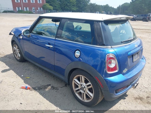 2013 MINI HARDTOP WMWSV3C58DT396358 Photo 2