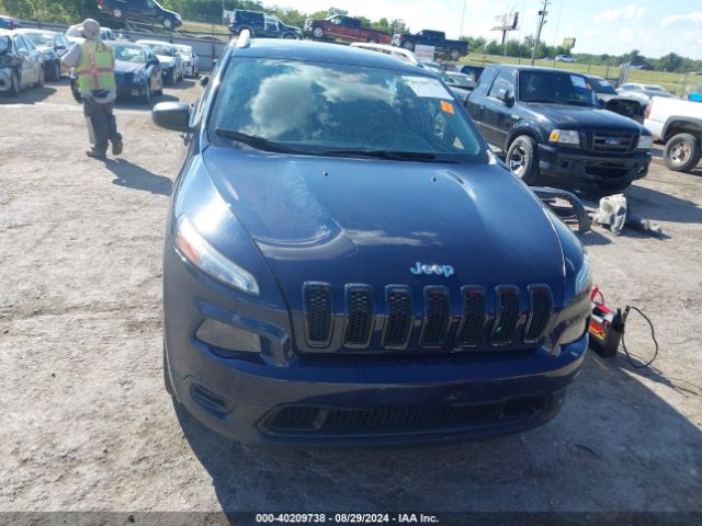 1C4PJLAB5FW657945 Jeep Cherokee Sport