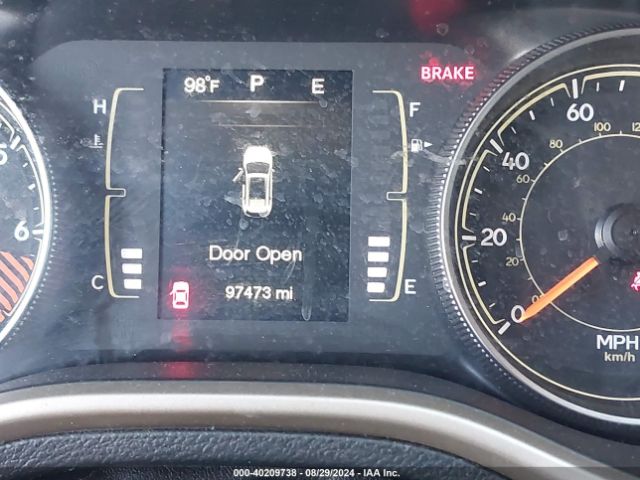 1C4PJLAB5FW657945 Jeep Cherokee Sport