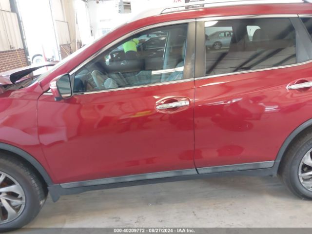 5N1AT2MT4FC852849 Nissan Rogue Sl