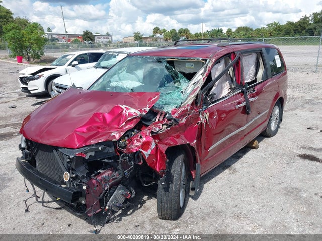 2C4RC1GG3FR534762 Chrysler Town & Country Limited Platinum