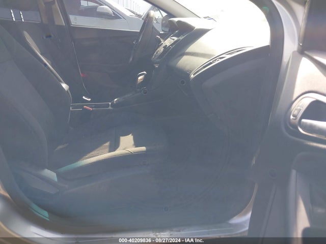 Ford FOCUS SE 2016 1FADP3K22GL293394 Image 5