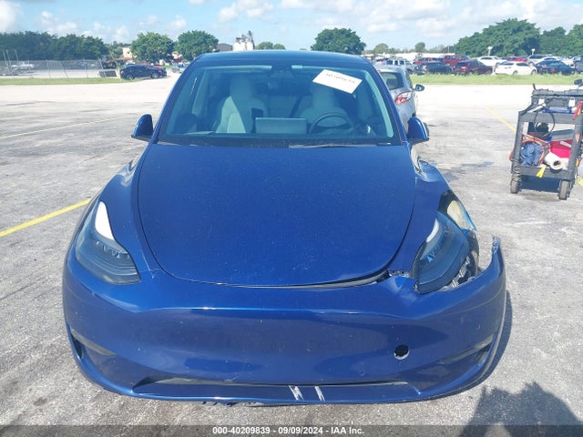 5YJYGDEF0MF124490 Tesla Model Y Performance Dual Motor All-wheel Drive