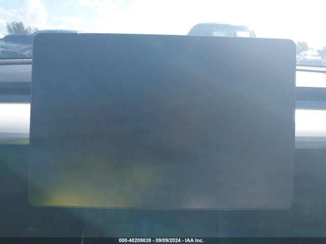 2021 TESLA MODEL Y 5YJYGDEF0MF124490 Photo 6