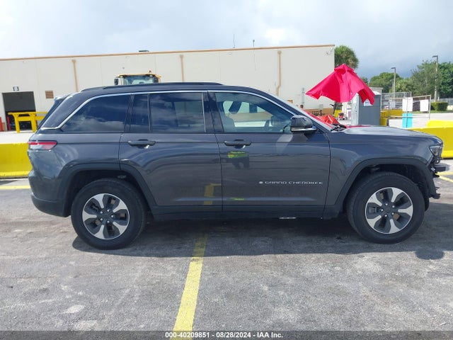 Jeep Grand Cherokee 4xe 2024 1C4RJYB66RC170993 Image 14