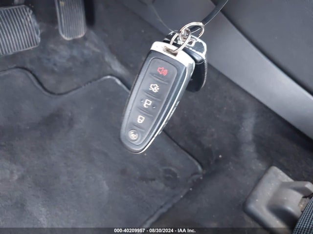 Ford TAURUS SEL 2018 1FAHP2E82JG117828 Image 11