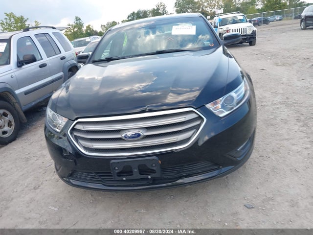 Ford TAURUS SEL 2018 1FAHP2E82JG117828 Image 12