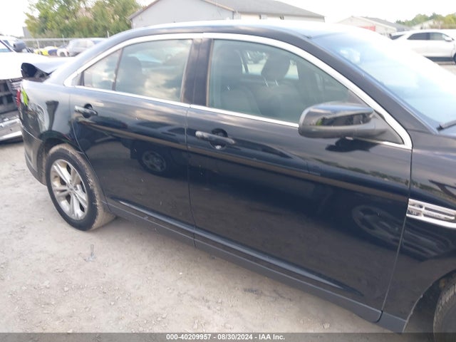 Ford TAURUS SEL 2018 1FAHP2E82JG117828 Image 13