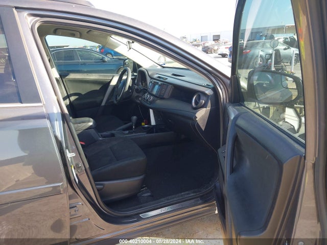 Toyota RAV4 LE 2017 2T3ZFREV9HW347980 Image 5