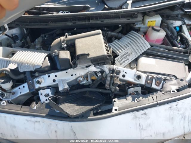 JTDKN3DUXF1872973 Toyota Prius Four