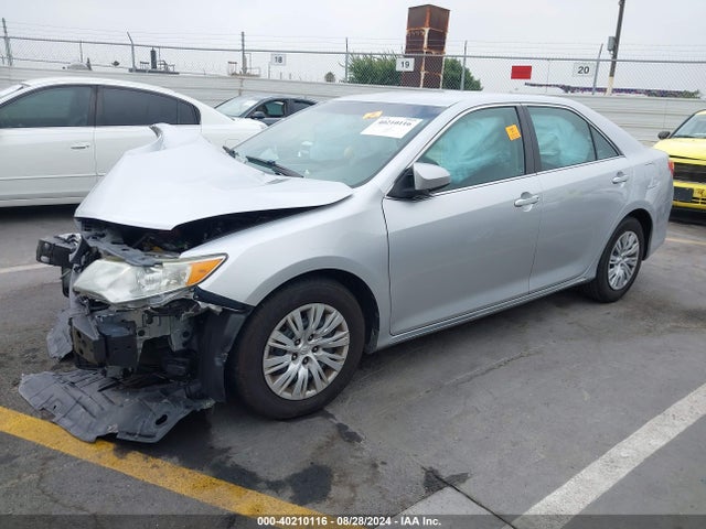 Toyota CAMRY LE 2014 4T1BF1FK8EU854008 Image 2