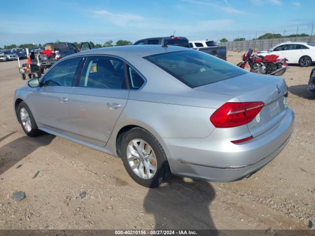 1VWAS7A39GC053656 Volkswagen Passat 1.8t S