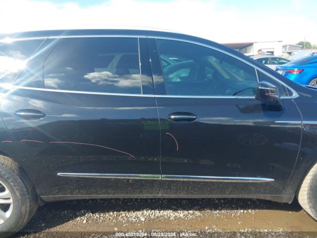 5GAERBKW8JJ151223 Buick Enclave Essence