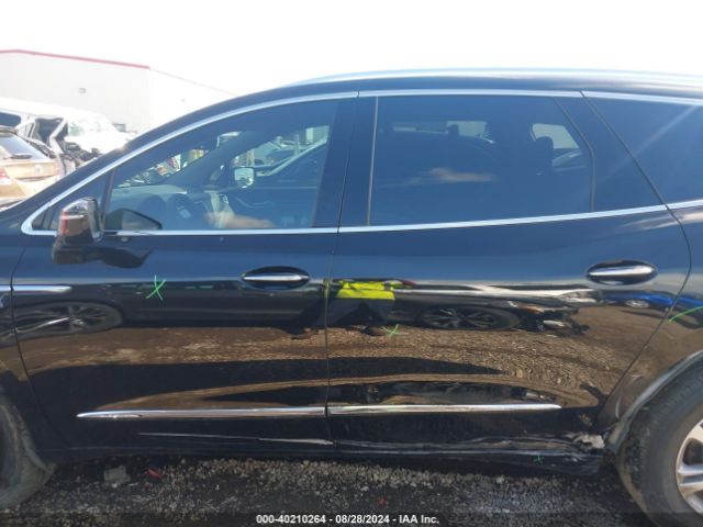 5GAERBKW8JJ151223 Buick Enclave Essence