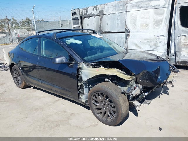 2024 TESLA MODEL 3 5YJ3E1EA2RF749483 Photo 0
