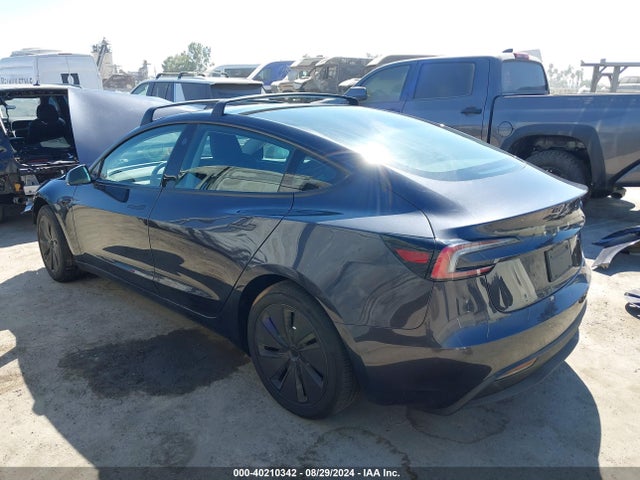 2024 TESLA MODEL 3 5YJ3E1EA2RF749483 Photo 2