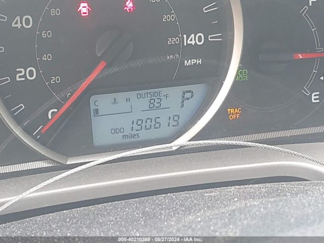 JTMZFREV7FJ042053 Toyota RAV4 LE