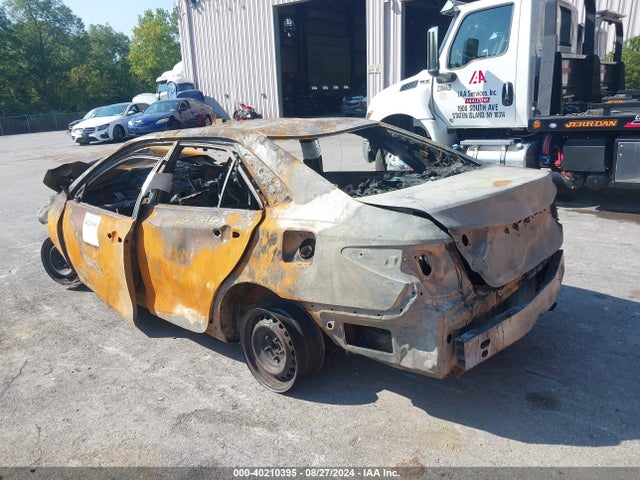 Toyota CAMRY LE 2015 4T4BF1FK2FR479143 Image 3