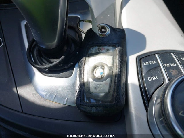 BMW 320i 2018 WBA8E1G54JNU88902 Image 11