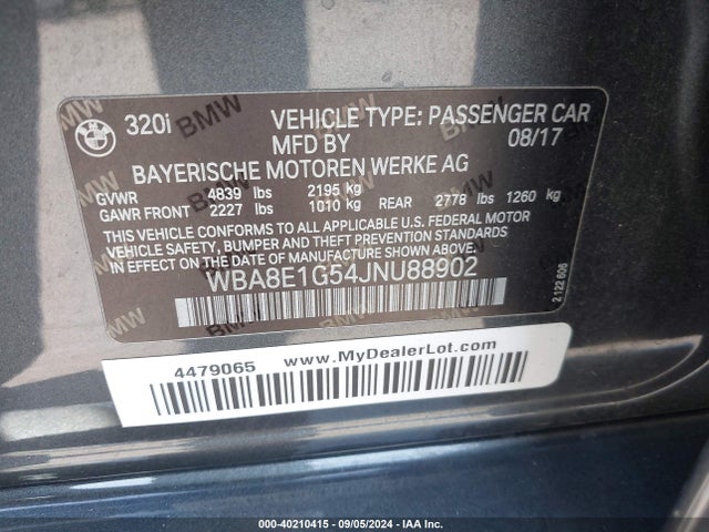 BMW 320i 2018 WBA8E1G54JNU88902 Image 9