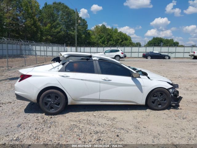 5NPLS4AG3MH029446 Hyundai ELANTRA SEL