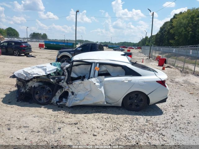 5NPLS4AG3MH029446 Hyundai ELANTRA SEL