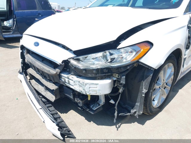 Ford Fusion Hybrid Se 2019 3FA6P0LU6KR174541 Image 6
