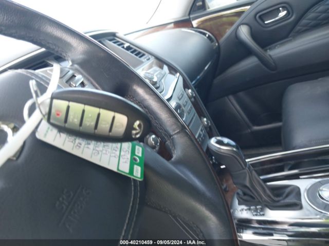 JN8AZ2NF9K9689039 Infiniti QX80 LUXE