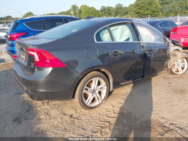 YV1612TB6F2304361 Volvo S60 T5 Premier