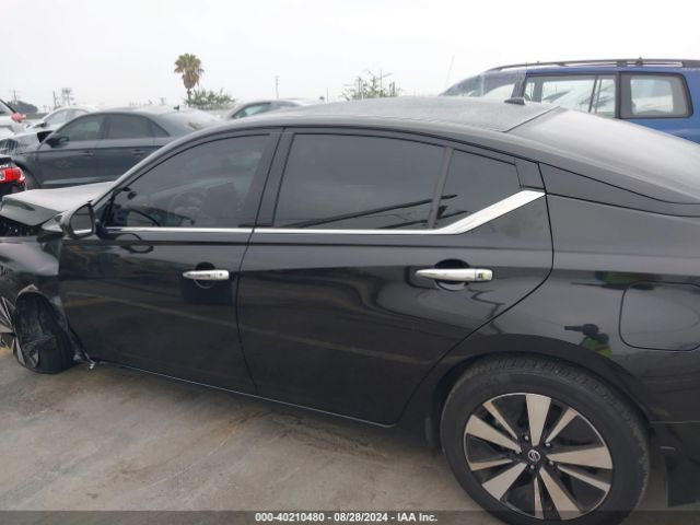1N4BL4EW5NN403783 Nissan Altima Sl Intelligent Awd