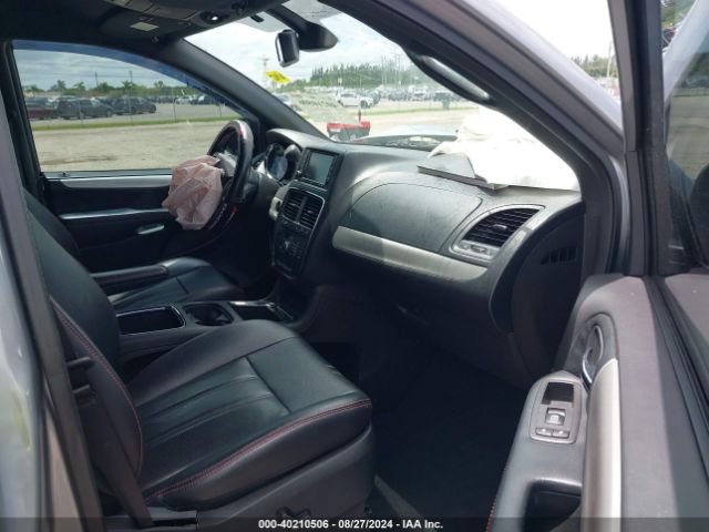 2C4RDGEG0KR683160 Dodge Grand Caravan Gt
