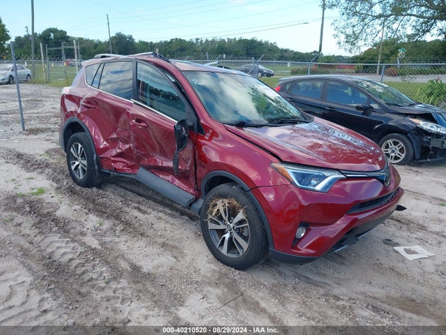 Toyota Rav4 Xle 2018 2T3WFREV5JW481006 Image 1