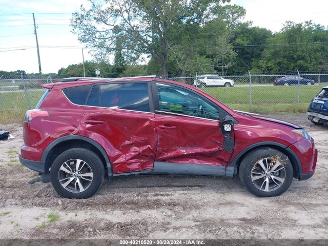 Toyota Rav4 Xle 2018 2T3WFREV5JW481006 Image 13