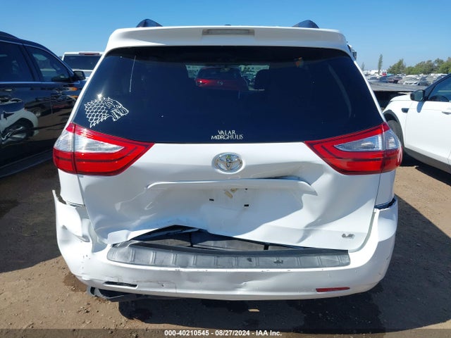 Toyota Sienna Le 8 Passenger 2017 5TDKZ3DC5HS803075 Image 6