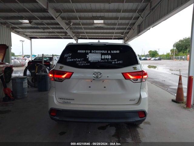 Toyota Highlander Xle 2019 5TDKZRFHXKS563024 Image 16