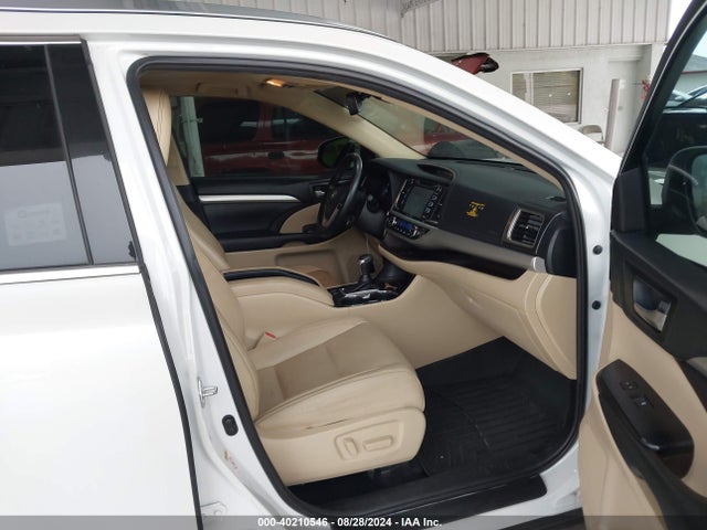 Toyota Highlander Xle 2019 5TDKZRFHXKS563024 Image 5