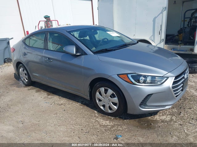 2017 5NPD74LF3HH126095 main image