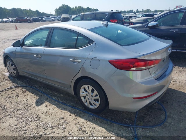 Hyundai ELANTRA SE 2017 5NPD74LF3HH126095 Image 3
