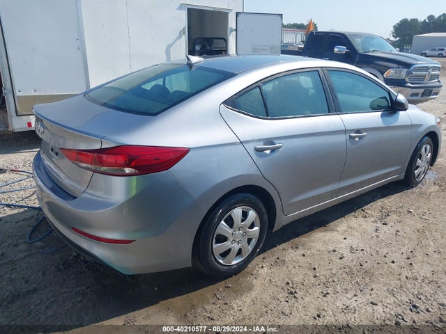 Hyundai ELANTRA SE 2017 5NPD74LF3HH126095 Image 4