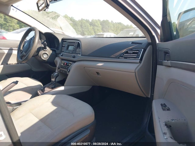 Hyundai ELANTRA SE 2017 5NPD74LF3HH126095 Image 5