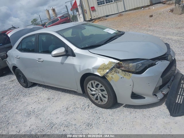 Toyota COROLLA LE 2018 2T1BURHE7JC989956 Image 13