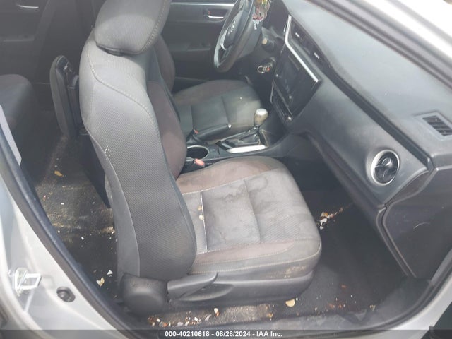 Toyota COROLLA LE 2018 2T1BURHE7JC989956 Image 5