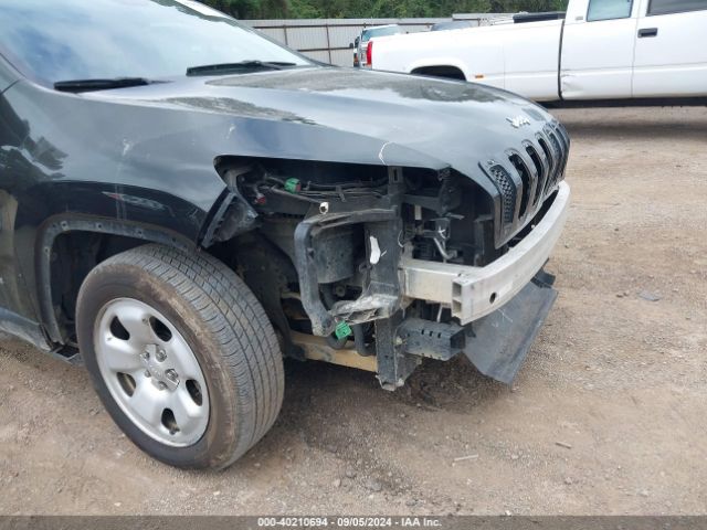 1C4PJLAB3GW274135 Jeep Cherokee Sport