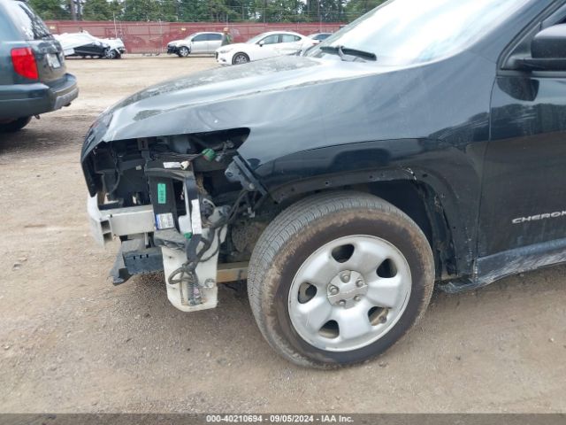 1C4PJLAB3GW274135 Jeep Cherokee Sport