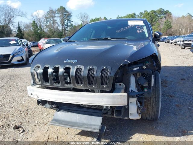 1C4PJLAB3GW274135 Jeep Cherokee Sport
