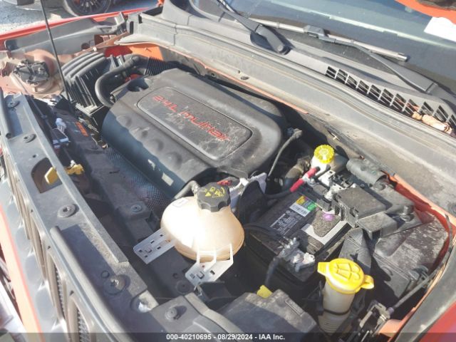 ZACCJBBT6GPC88589 Jeep Renegade 75th Anniversary