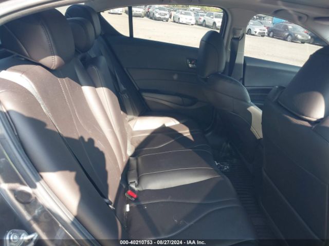 19UDE2F3XLA012673 Acura Ilx Standard