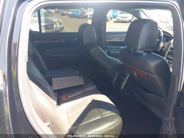 2LMHJ5NK5GBL02951 Lincoln Mkt Livery